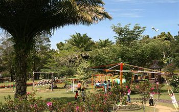 Resort Sinabung Hills