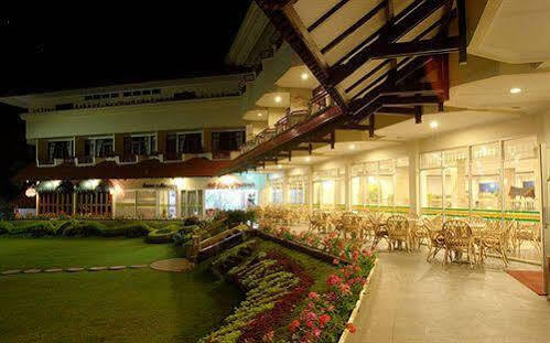 Resort Sinabung Hills